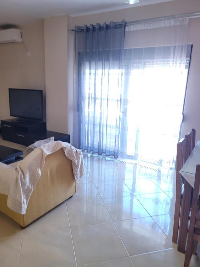 Marina Apartment Sarandë Exterior foto